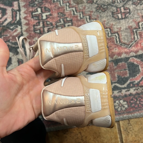 Women’s Reebok nanos - size 8.5 - Picture 4 of 4